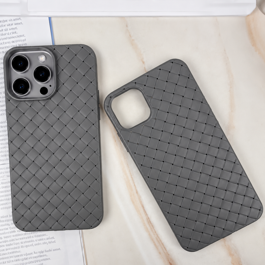 iPhone 15 Pro Max Woven Leather Fell Case