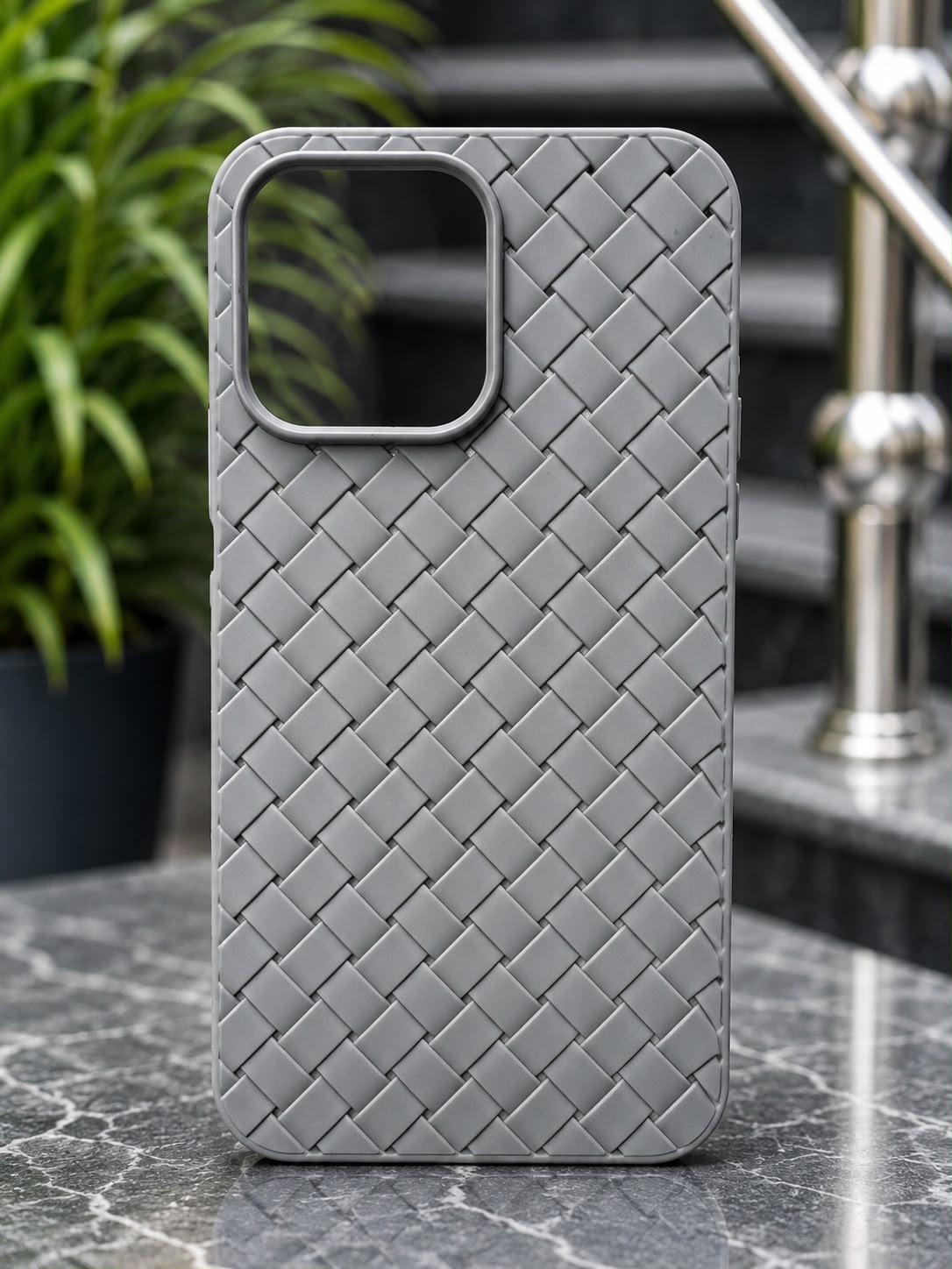 iPhone 16 Pro Max Woven Leather Feel Case